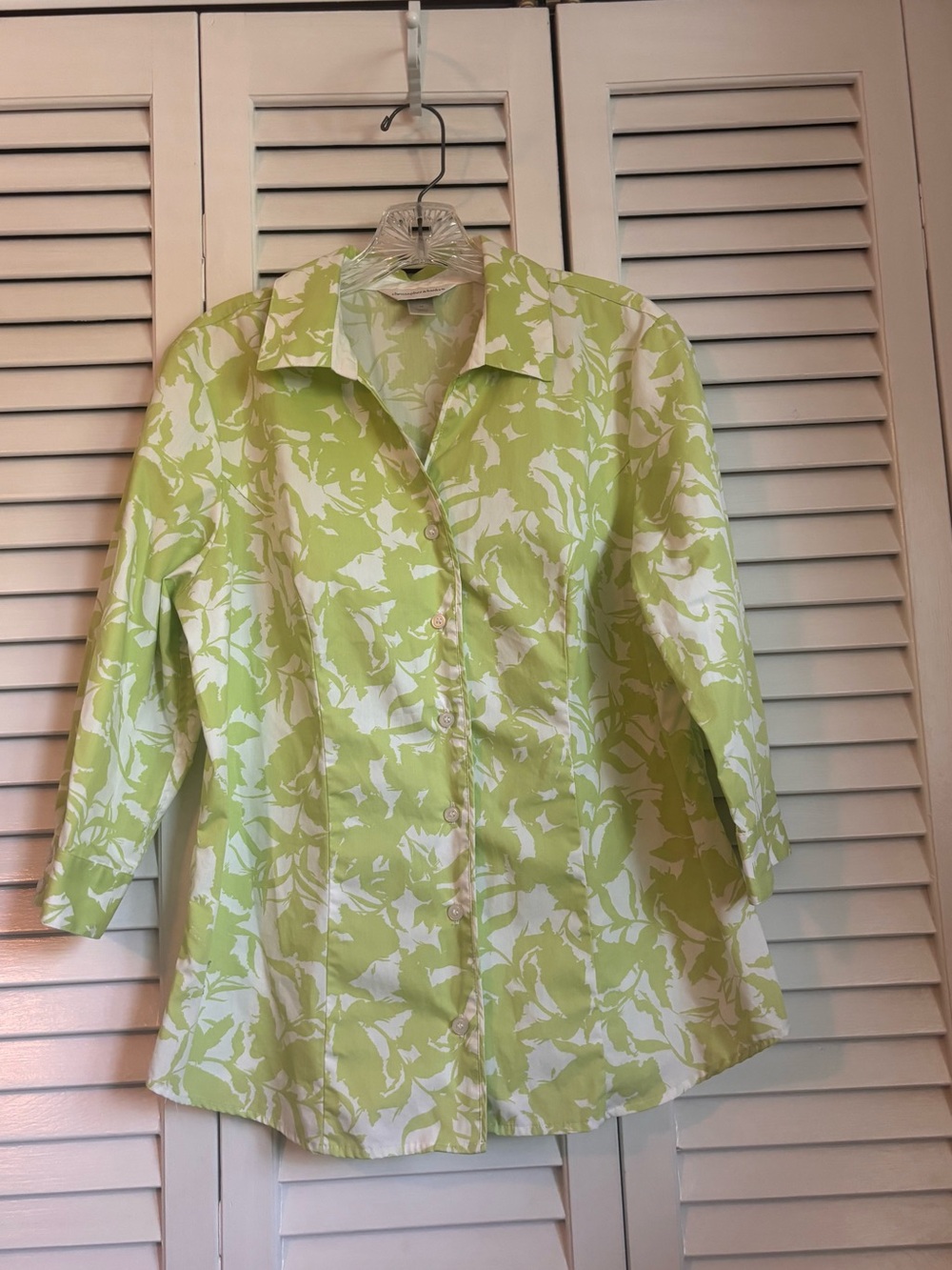Christopher & Banks Cotton Lime Green and White Floral Button-Front Blouse